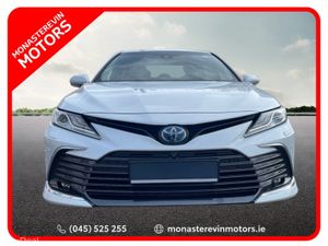 Toyota Camry PLATINUM EDITION 4 4DR AUTO - Image 2
