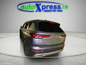 Mitsubishi Outlander PHEV 4WD G , Reversing camera - Image 3