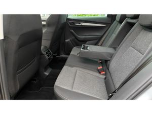 Skoda Karoq STYLE 1.6 TDI 115 BHP- HEATED SEATS- F - Image 4