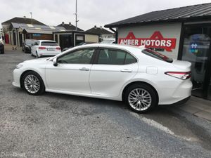 2021 Toyota Camry Hybrid Automatic LEATHER PACKAGE - Image 3