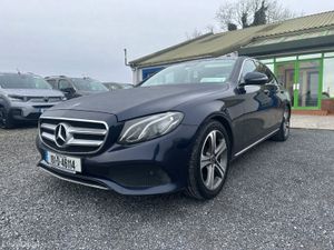 **Mercedes E220 Avantgarde Top Spec** - Image 4