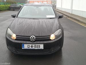 VOLKSWAGEN GOLF 2012 / 1.6 DIESEL / MANUAL - Image 2