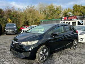 16 Honda Fit Hybrid - Image 2