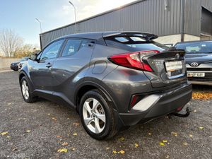 Toyota C-HR - Image 4