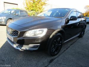 Volvo V60 CROSS COUNTRY 5DR Auto - Image 4