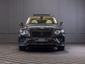 232 Bentley Bentayga Azure V6 N1 Crewcab *Pan Roof - Image 2