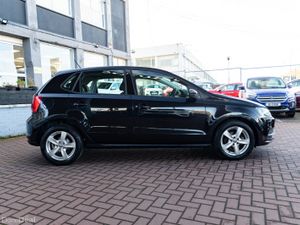 1.2 TSI COMFORTLINE 5DR HATCHBACK AUTOMATIC // 1 O - Image 2