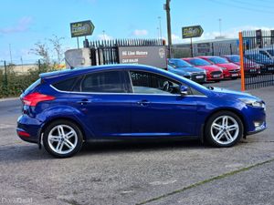 Ford Focus 1.5 TDCI TITIANUM 120 PS - Image 4