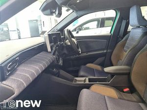 Renault 5 EV52 150hp Techno - Image 4