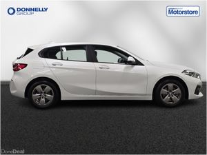 BMW 1 Series Diesel Hatchback SE - Image 4