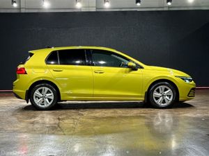 Volkswagen Golf AUTOMATIC 1.0L eTSI - REVERSE CAME - Image 3