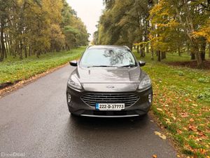 Ford Kuga 2022 Titanium Auto 4X4 - Image 3