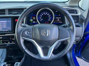 Honda Fit F-PACKAGE 1.5 HYBRID // 2 YEAR NCT // MU - Image 4