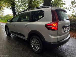 231 DACIA JOGGER TCE COMFORT 7 SEATER  €88 P/W - Image 2