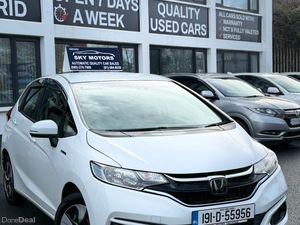 2019 Honda JAZZ/Fit 1.5 Petrol Hybrid,,Automatic - Image 3