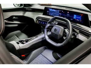 Peugeot 3008 Allure Hybrid Auto 145HP - Image 2