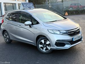 2019 Honda JAZZ/Fit 1.5 Petrol Hybrid,,Automatic - Image 4