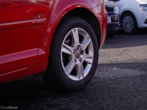 AUDI A3 RED 1.4  2011 LOW MILLAGE - Image 4