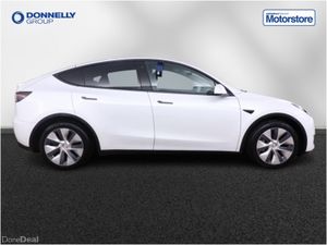 Tesla Model Y Hatchback - Image 3