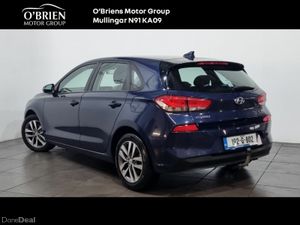 Hyundai i30 Petrol Deluxe Turbo - Image 3