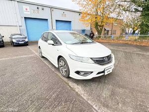 Honda Jade1.5 Hybrid Auto 6 SEATER 2015 - Image 3