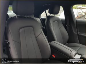 Mercedes-Benz CLA CLA200d Coup A/T Progressive - Image 4