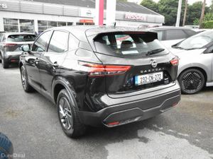 Nissan Qashqai 1.3 MILD HYBRID SV - Image 4