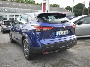 Nissan Qashqai 1.3 PET MILD HYBRID SV - Image 4