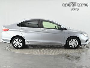 Honda Grace 1.5 Hybrid AUTO - Image 2