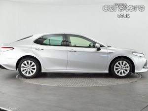 Toyota Camry 2.5 Hybrid Auto - Image 3