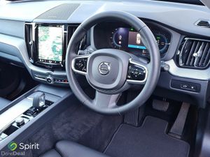 Volvo XC60 T6 Recharge AWD Dark Plus  Recharge T6 - Image 4