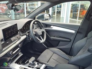 Audi Q5 S-Line Quattro 299 Quattro Hybrid - Image 3