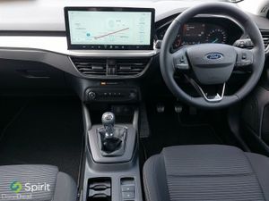 Ford Focus TITANIUM 1.0 125PS  * 261 VIP EVENT DEA - Image 4