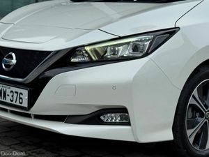 Nissan Leaf Leaf SVE 40 kWh, Leather  Hi Spec - Image 4