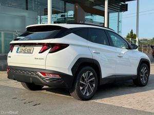 Hyundai Tucson 2WD Executive - Image 4