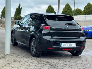 Peugeot 208 Electric 136bhp (50 kWh) Allure Pack - Image 4