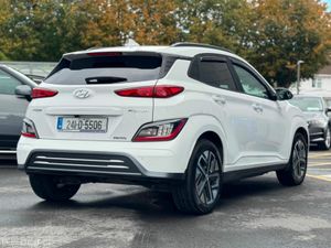Hyundai KONA Kona EV Premium 64 kWh 450 km range - Image 3