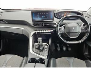 Peugeot 5008 1.5 BlueHDi 130bhp Allure - Image 2