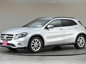 Mercedes-Benz GLA GLA 180 **POWERED TAILGATE**HALF - Image 4