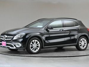 Mercedes-Benz GLA GLA 180 **POWERED TAILGATE**HALF - Image 4