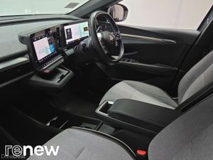 Renault Megane E-Tech EV60 220hp Launch Edition - Image 3