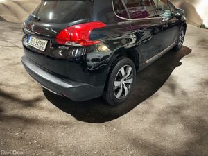 2016 Peugeot 2008 1.6 Blue Hdi 100 bhp Allure - Image 4