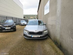 2021 Skoda Octavia 2.0 TDI AMBITION - Image 2