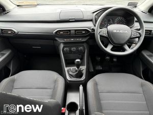 Dacia Sandero Stepway ESSENTIAL 1.0 TCE 90 BHP 5DR - Image 2