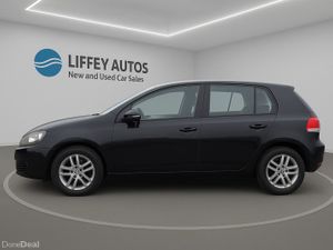 Volkswagen Golf 2012 Automatic low millage - Image 2