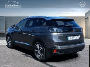 Peugeot 3008 HYBRID2 PHEV 225bhp Allure - Image 4