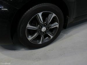 Hyundai ix20 DELUXE 1.4L PETROL HATCHBACK - Image 2