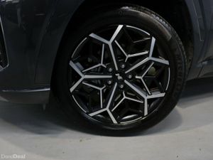 Hyundai Tucson N LINE PHEV 1.6L PETROL AUTOMATIC S - Image 4