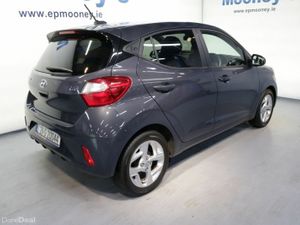 Hyundai i10 DELUXE 1.0L PETROL HATCHBACK - Image 4
