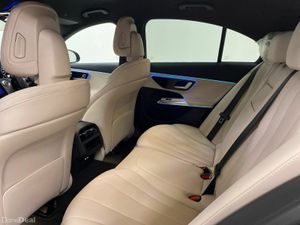 Mercedes-Benz E-Class E 300 e AMG EDITION PLUS | 3 - Image 4